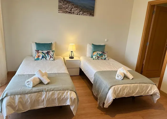 Amazing View With Pool Albufeira